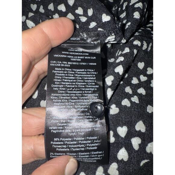 Vero Moda Curve VMCKARIN Vera LS Shirt Black White Heart Print Blouse Size 14NWT - Picture 8 of 10